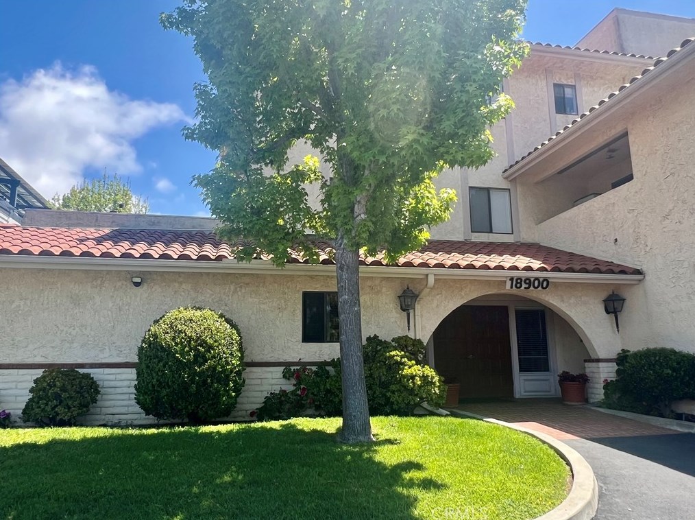 18900 Delaware St, Huntington Beach CA  92648-1958 exterior