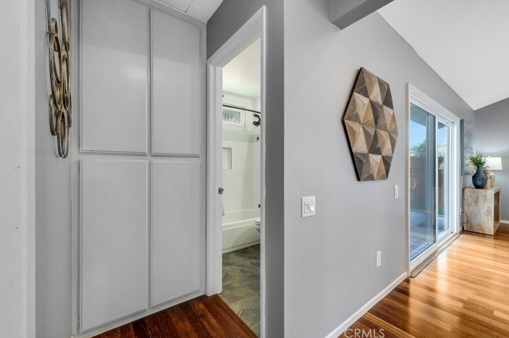 5 Williams, Irvine CA  92620-3381 exterior