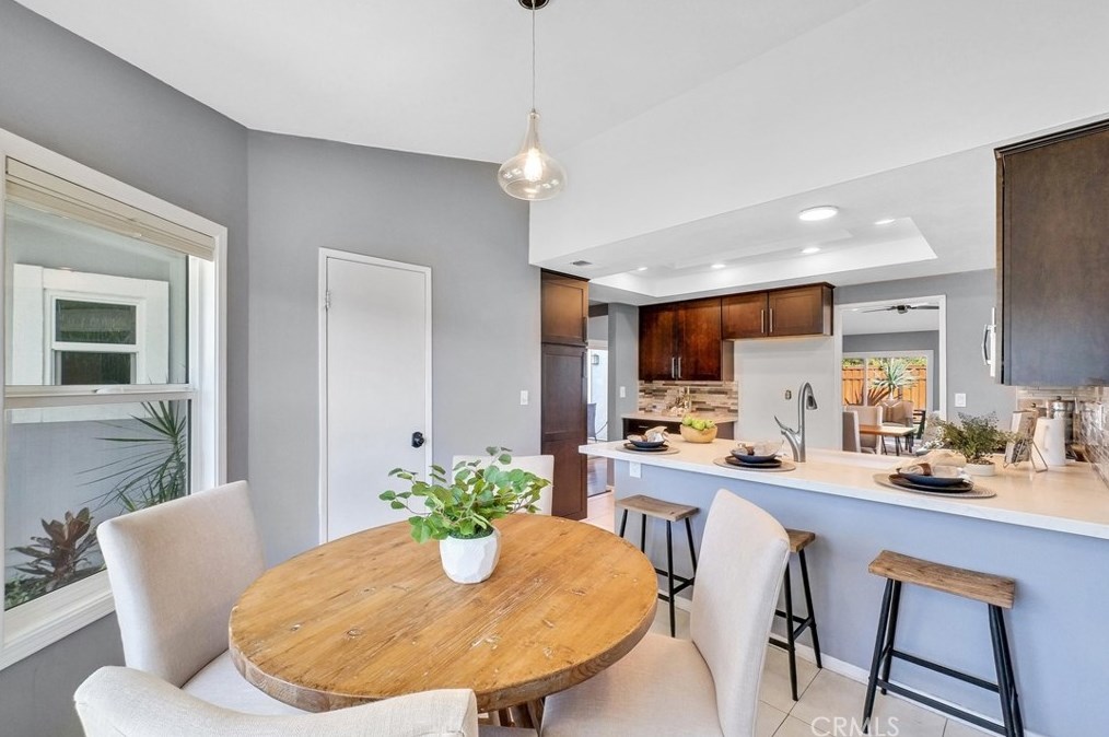 5 Williams, Irvine CA  92620-3381 exterior