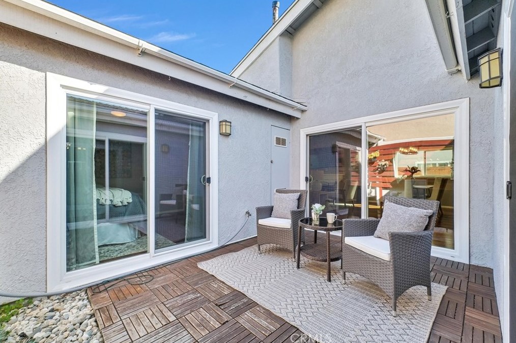 5 Williams, Irvine CA  92620-3381 exterior
