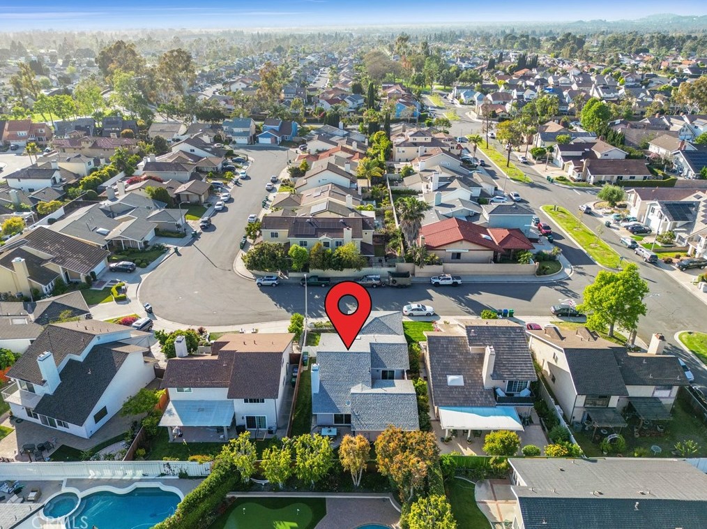 5 Williams, Irvine CA  92620-3381 exterior