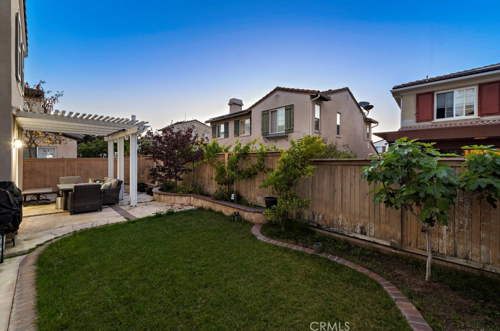 29 Preston, Irvine CA  92618-4047 exterior