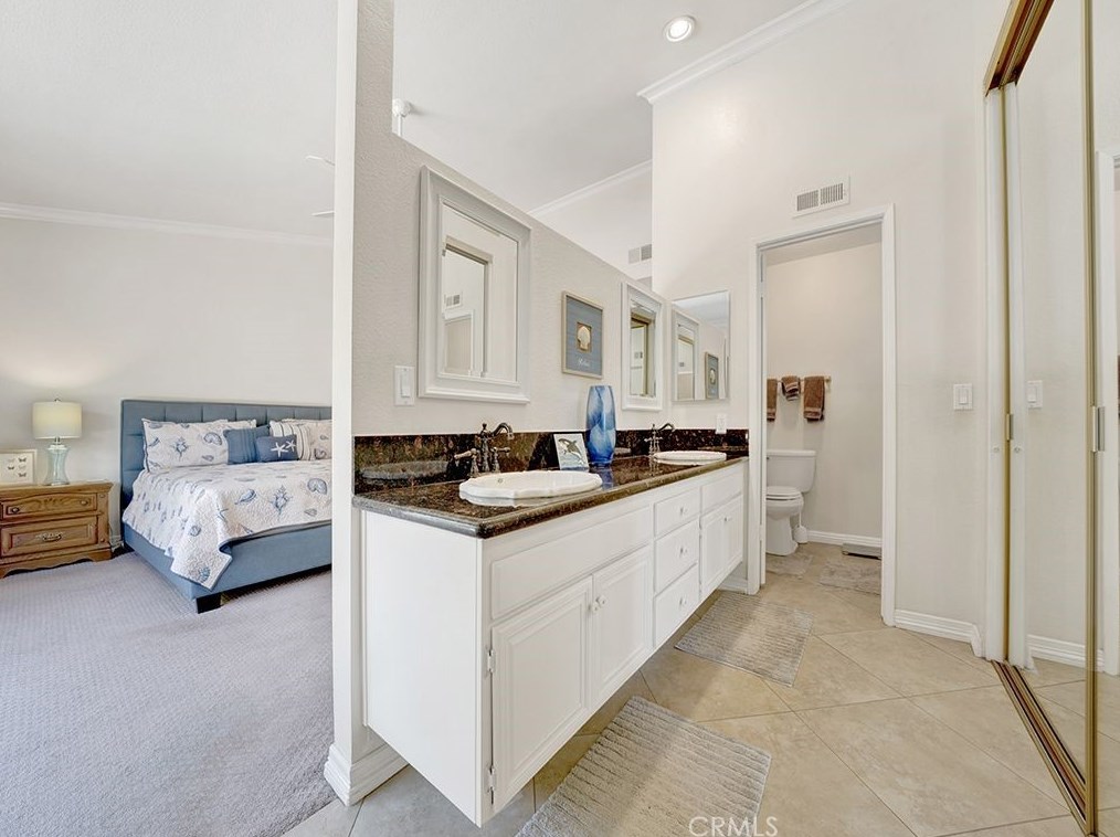 10 Revere, Irvine CA  92620-2544 exterior