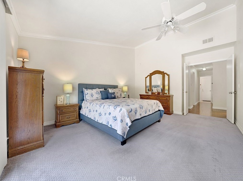 10 Revere, Irvine CA  92620-2544 exterior