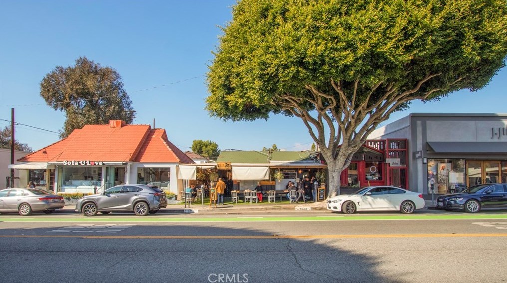 837 11th St, Santa Monica CA  90403-1634 exterior