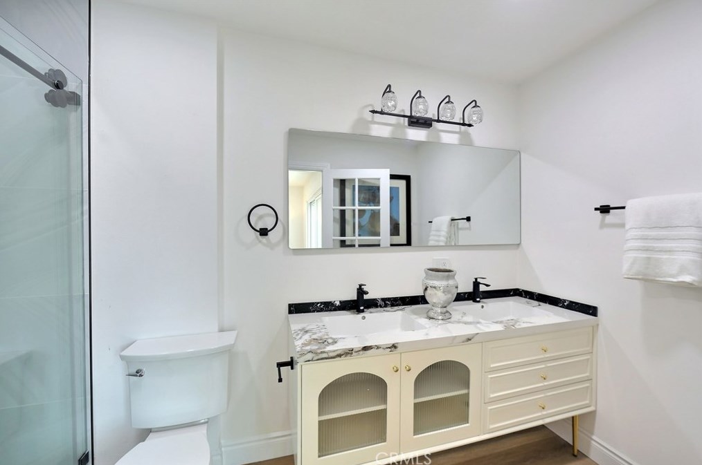 14661 Alder Ln, Tustin CA  92780-6738 exterior