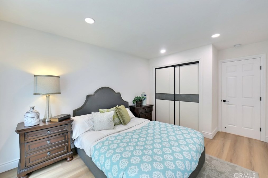 14661 Alder Ln, Tustin CA  92780-6738 exterior