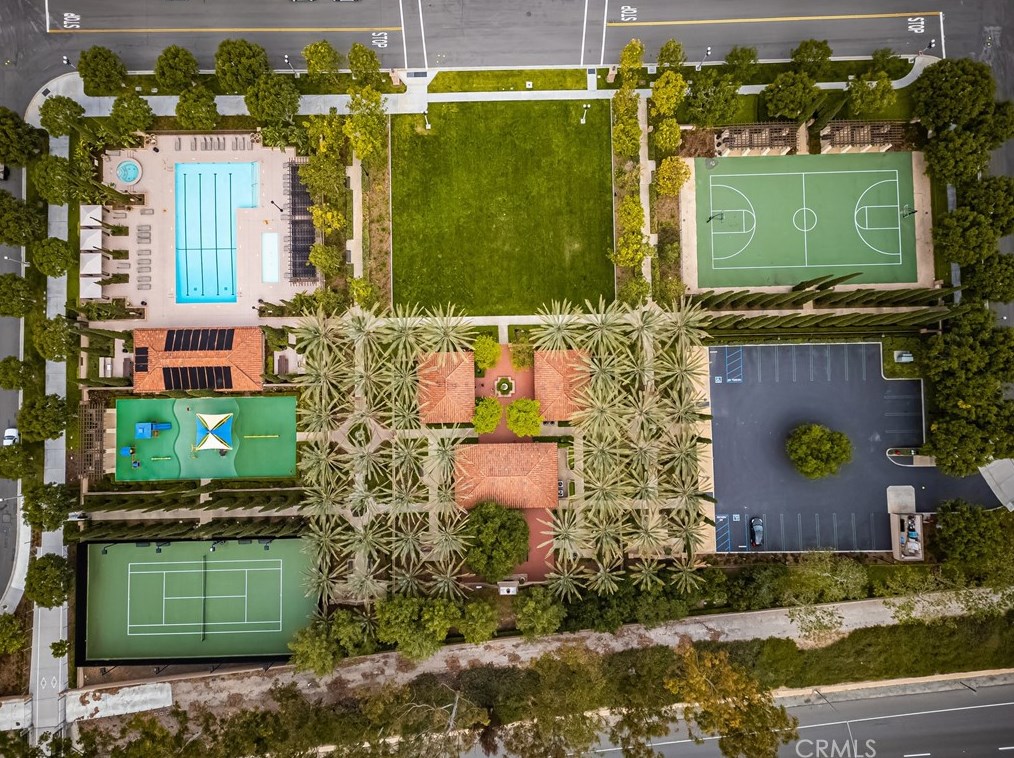 30 Strata, Irvine CA  92618-1505 exterior