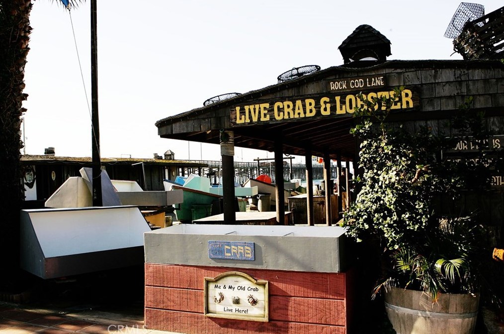 121 45th St, Newport Beach CA  92663-2550 exterior