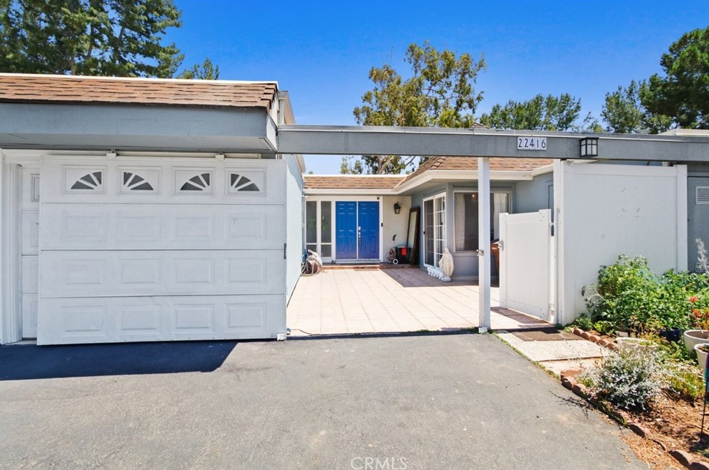 22416 Caminito Tecate, Laguna Beach CA  92653-1163 exterior