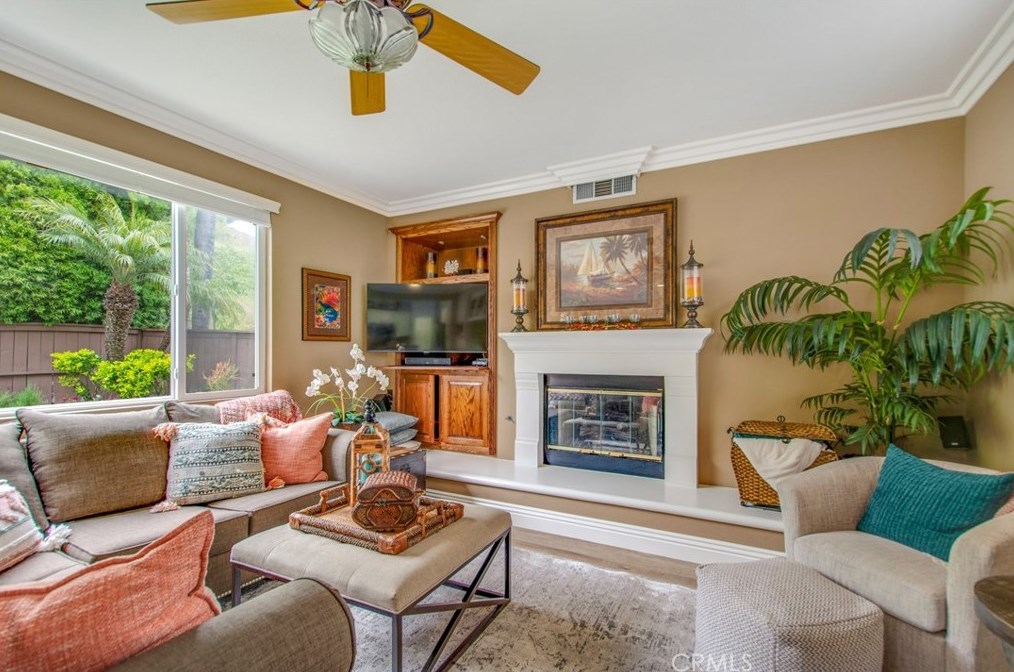 20 Spring View Way, Trabuco Canyon CA  92688-8703 exterior