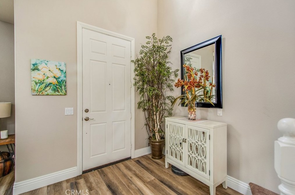 20 Spring View Way, Trabuco Canyon CA  92688-8704 exterior