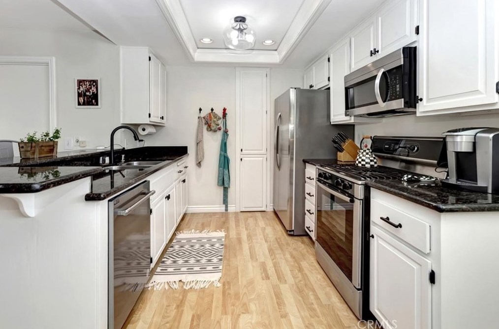 313 Alta Ln, Costa Mesa CA  92627-5431 exterior