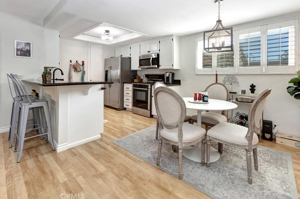 313 Alta Ln, Costa Mesa CA  92627-5431 exterior