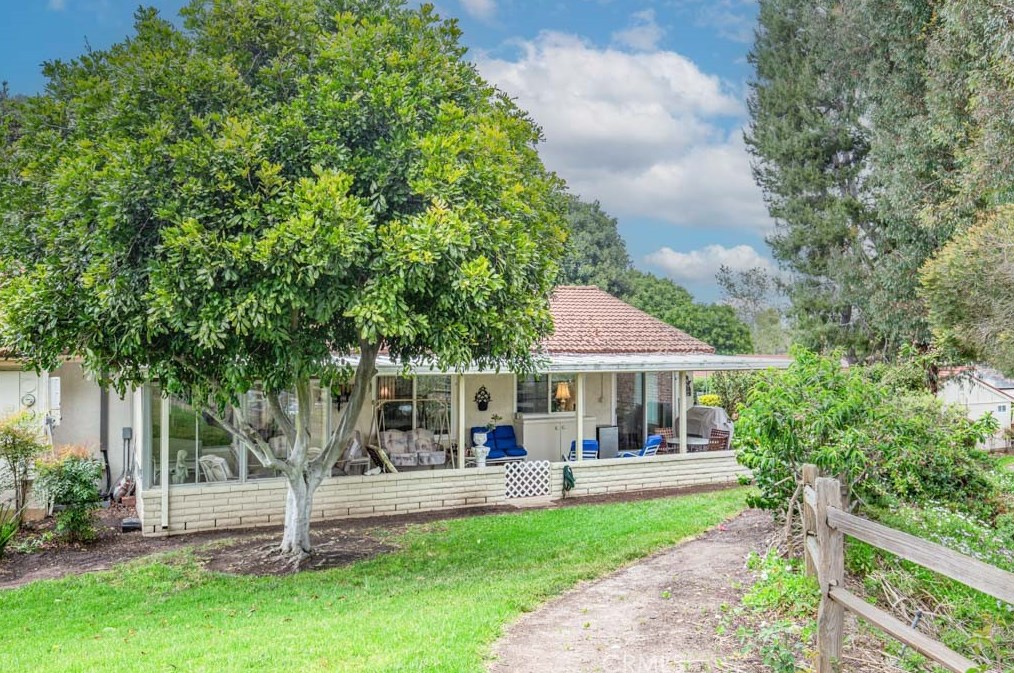 3233 San Amadeo, Laguna Beach CA  92637-0660 exterior