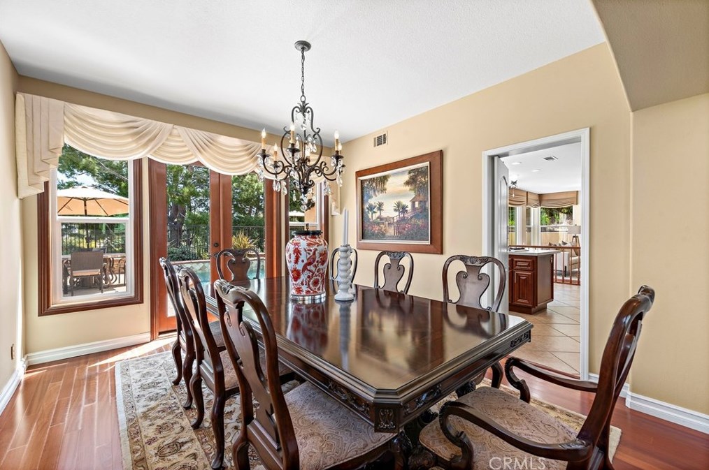 1078 Rexford Ln, Anaheim CA  92808-2341 exterior