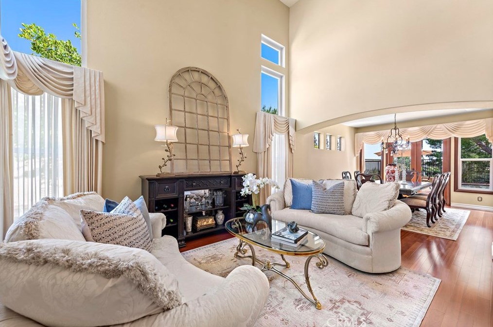 1078 Rexford Ln, Anaheim CA  92808-2341 exterior