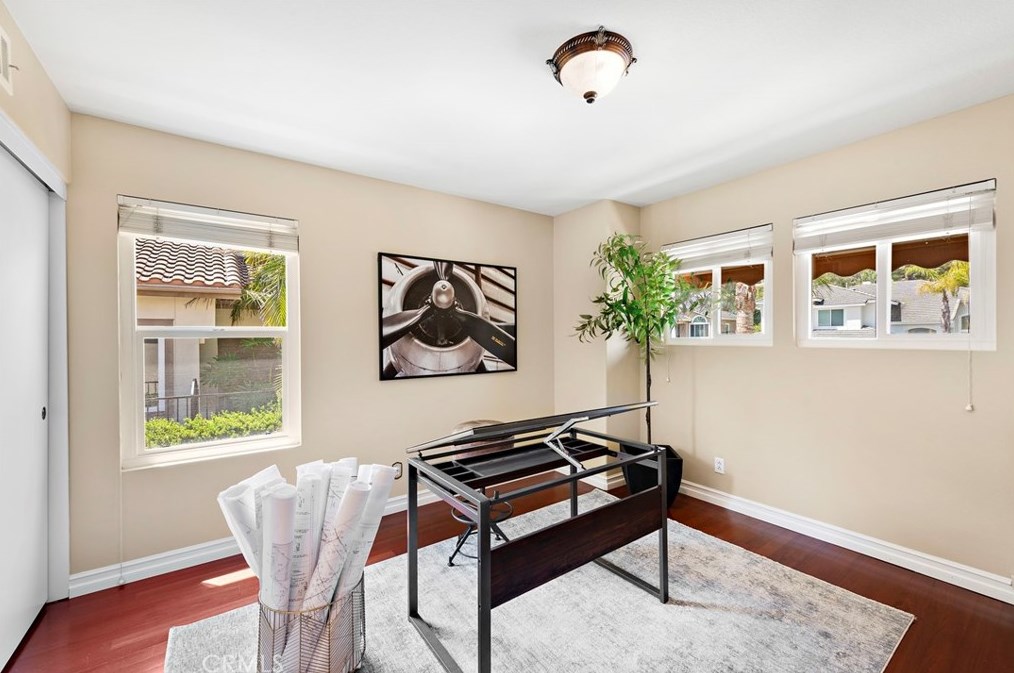 1078 Rexford Ln, Anaheim CA  92808-2341 exterior