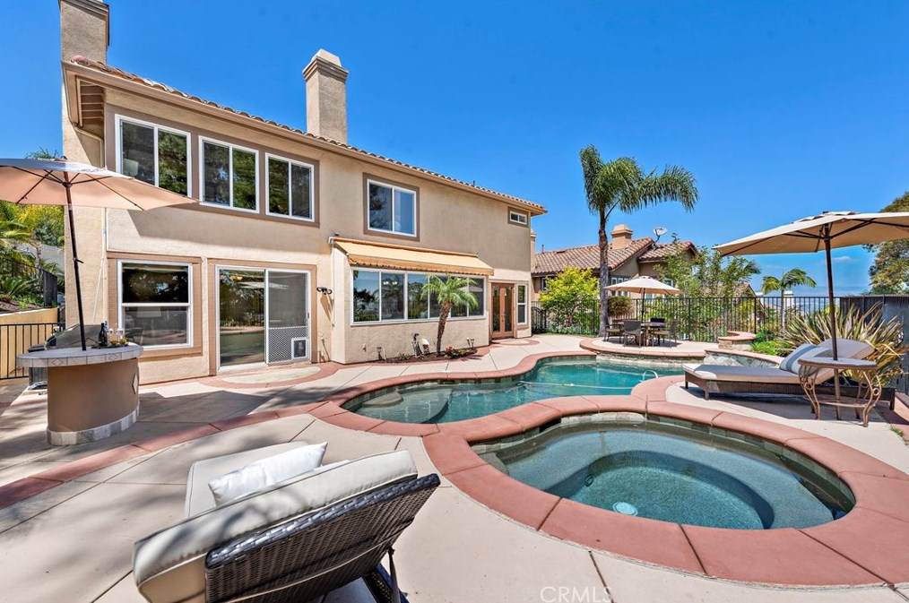 1078 Rexford Ln, Anaheim CA  92808-2341 exterior