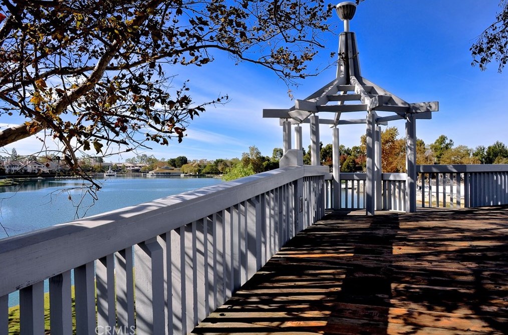 33 Greenmoor, Irvine CA  92614-7545 exterior