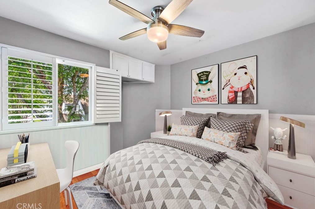 33 Greenmoor, Irvine CA  92614-7545 exterior