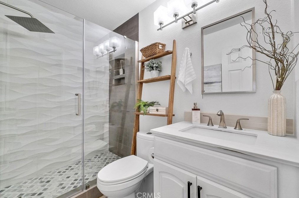 11 Salina, Irvine CA  92614-5388 exterior