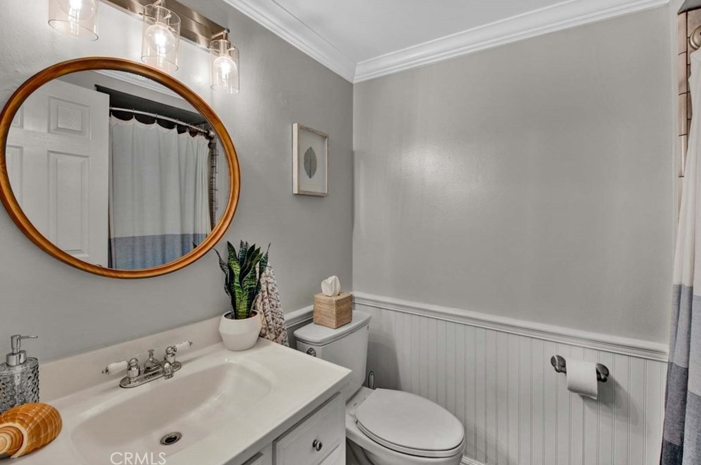 17157 Buttonwood St, Santa Ana CA  92708-3506 exterior