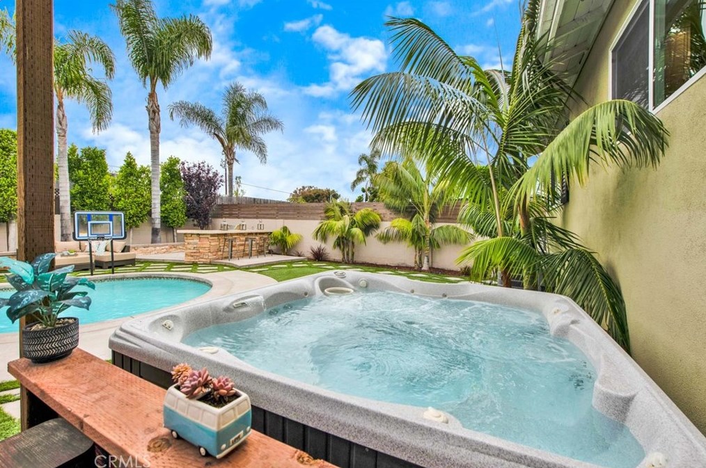 17157 Buttonwood St, Santa Ana CA  92708-3506 exterior