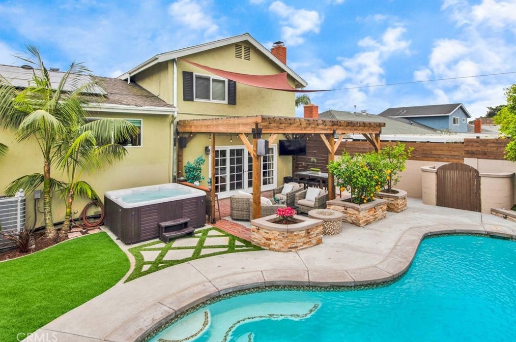 17157 Buttonwood St, Santa Ana CA  92708-3506 exterior