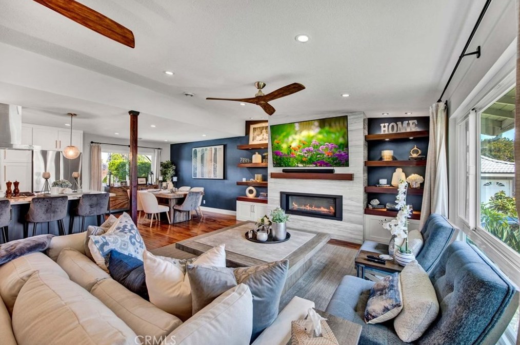 17157 Buttonwood St, Santa Ana CA  92708-3506 exterior