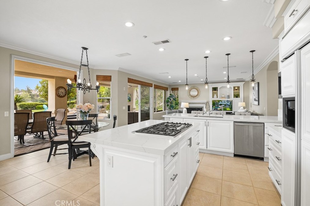 4 Marquette Way, Trabuco Canyon CA  92679-3628 exterior