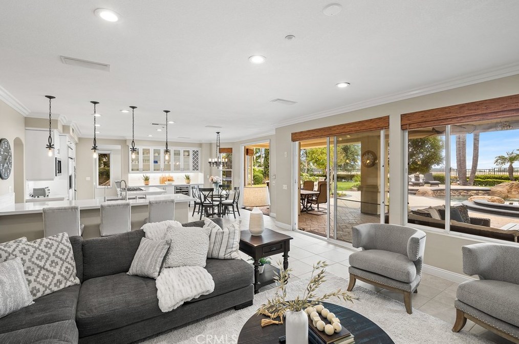 4 Marquette Way, Trabuco Canyon CA  92679-3628 exterior