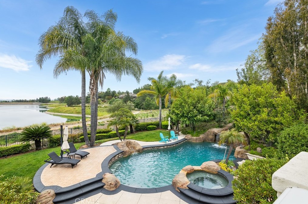 4 Marquette Way, Trabuco Canyon CA  92679-3628 exterior