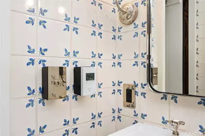 125 Saint Anns Drive, Laguna Beach, CA 92651 - Photo 31