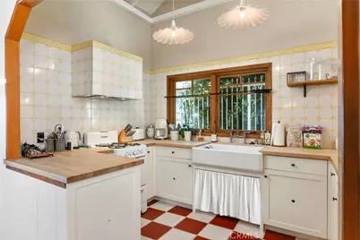 125 Saint Anns Drive, Laguna Beach, CA 92651 - Photo 13