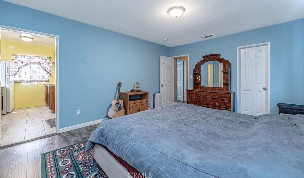 4217 Broadway, Hawthorne CA 90250-3610 exterior