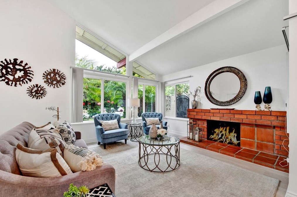 1406 Amberwick Ln, Anaheim CA  92804-5426 exterior