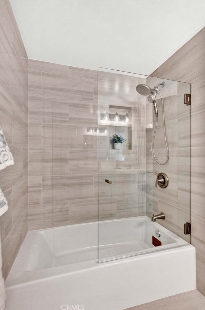 1406 Amberwick Ln, Anaheim CA  92804-5426 exterior