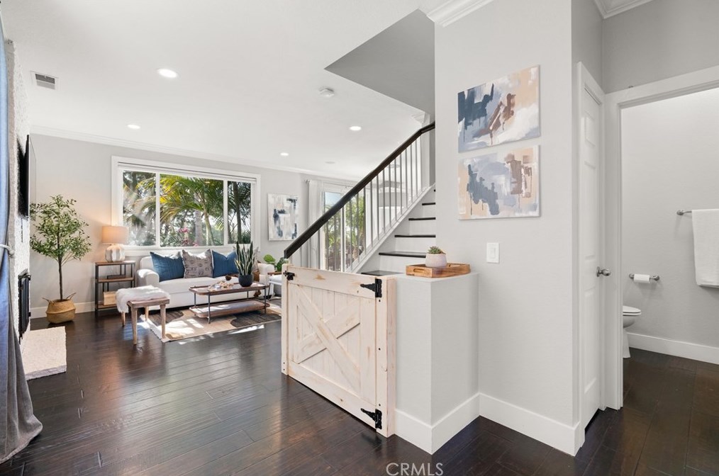 17 Calle Alamitos, Trabuco Canyon CA  92688-4133 exterior