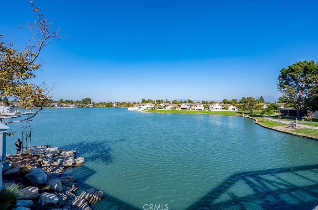 51 Smokestone, Irvine CA  92614-7429 exterior