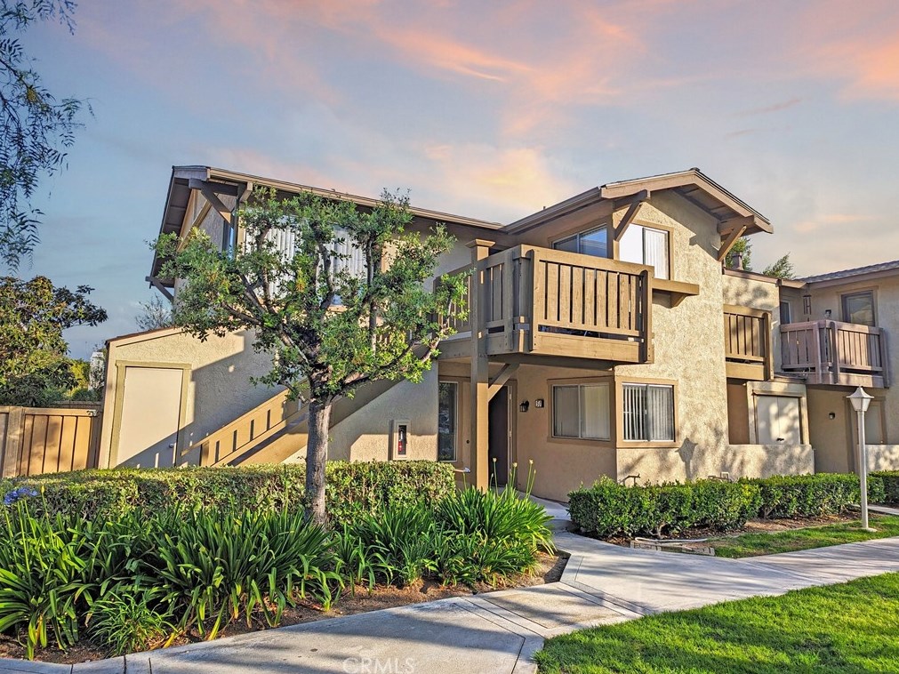 51 Smokestone, Irvine CA  92614-7429 exterior