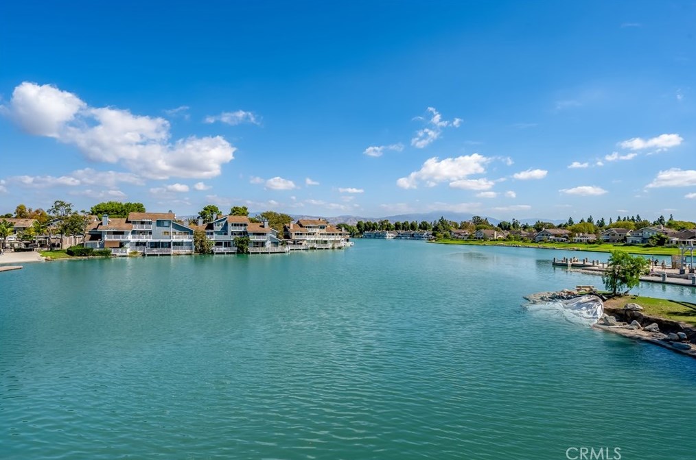 51 Smokestone, Irvine CA  92614-7429 exterior