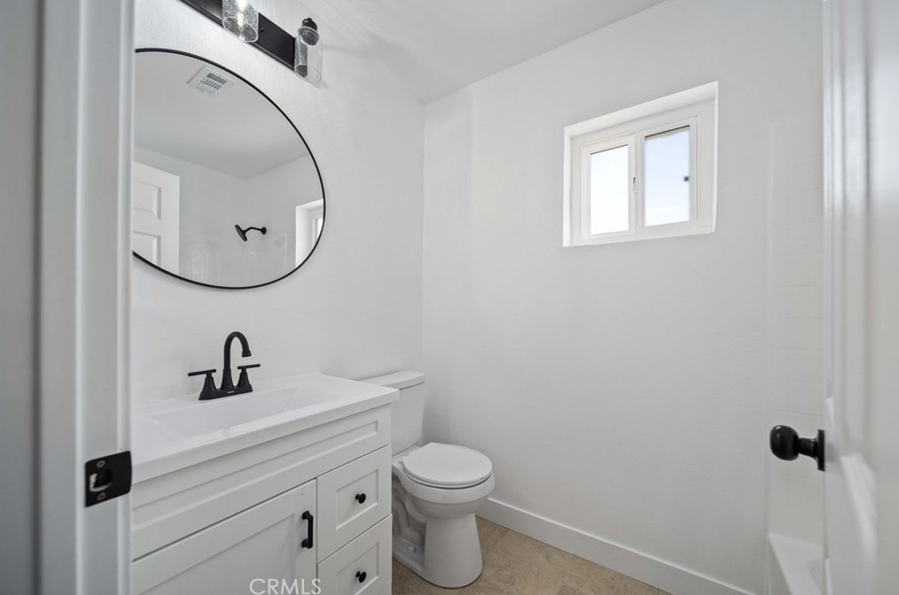 36937 Charter Ct, Palmdale CA  93552-5324 exterior