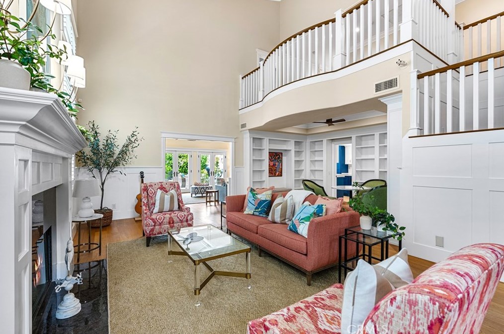 1609 6th St, Manhattan Beach CA  90266-6305 exterior