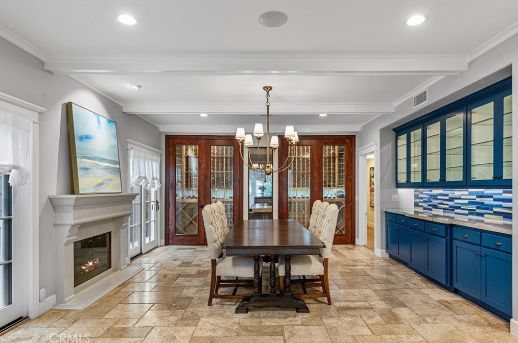 1609 6th St, Manhattan Beach CA  90266-6305 exterior