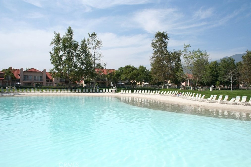 8 Ojai Ct, Trabuco Canyon CA  92688-1814 exterior