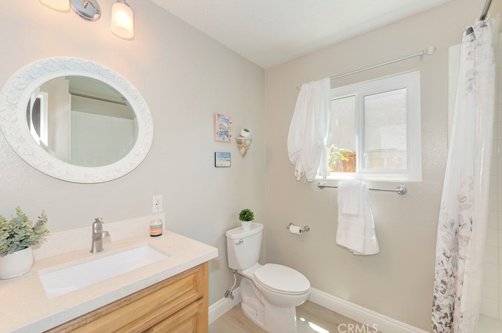 8 Ojai Ct, Trabuco Canyon CA  92688-1814 exterior