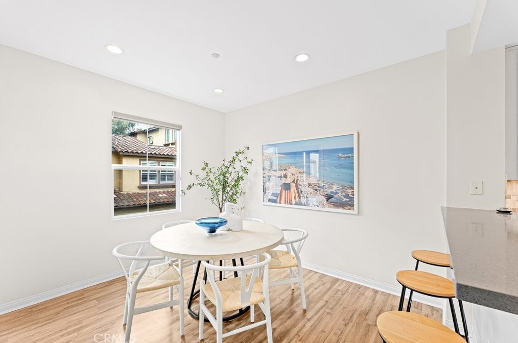 216 Coral Rose, Irvine CA  92603-0162 exterior