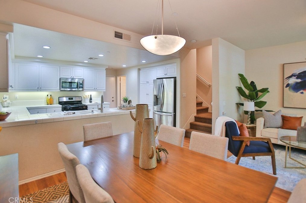 8156 Garden Park St, Chino CA  91708-9347 exterior