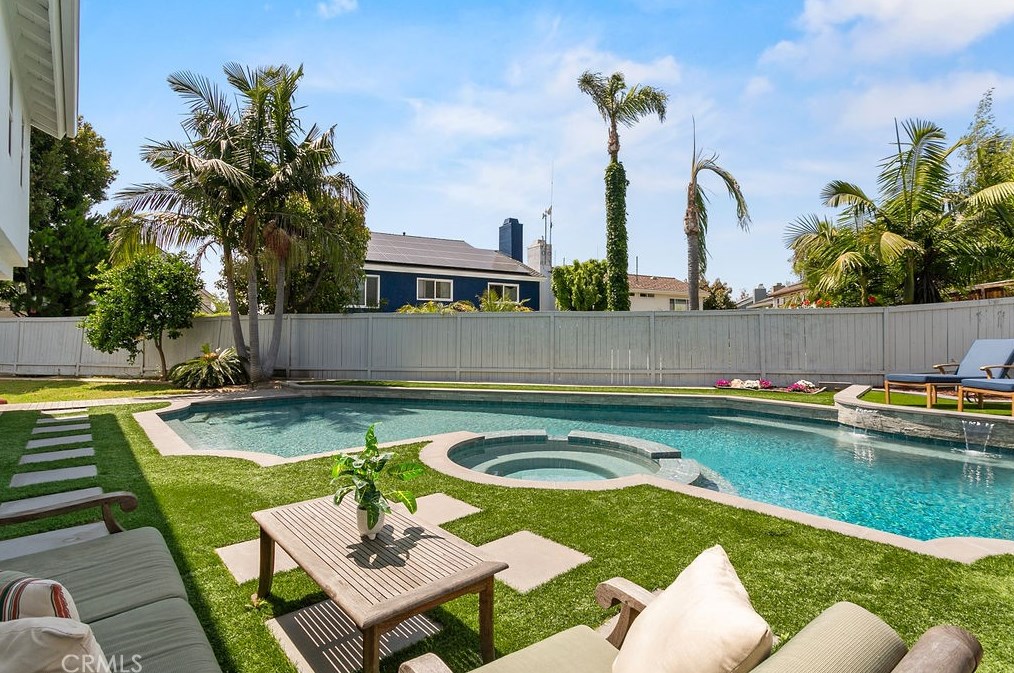 5 Salk, Irvine CA  92620-3383 exterior